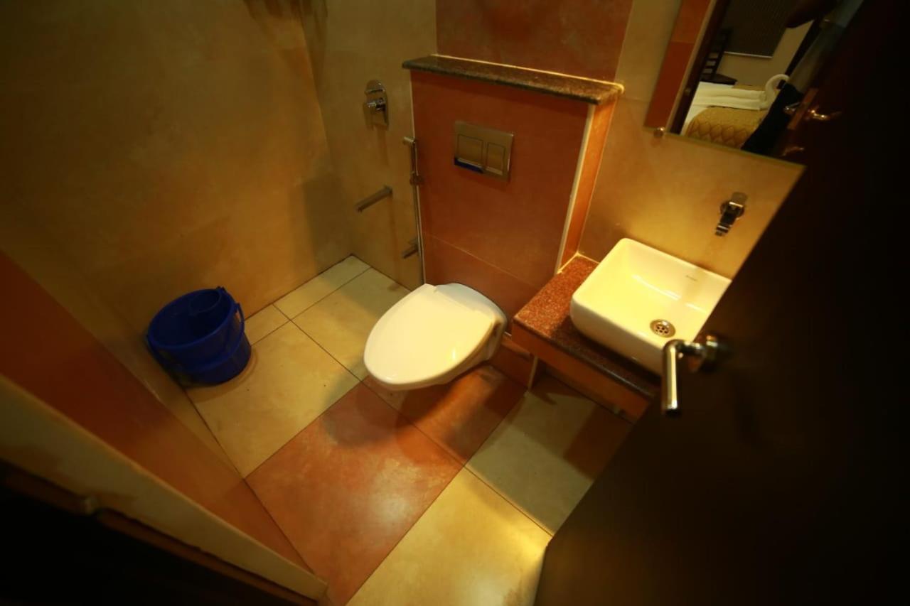 Sapphire Inn Пондичерри Экстерьер фото