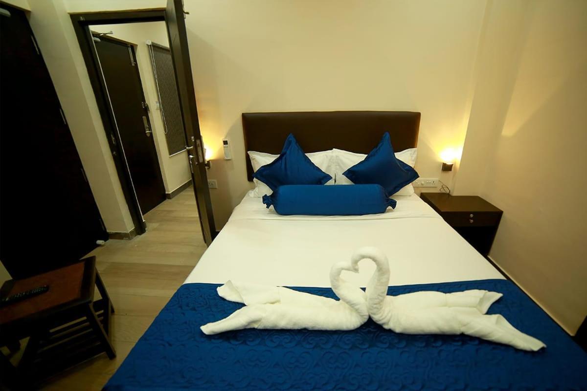 Sapphire Inn Пондичерри Экстерьер фото