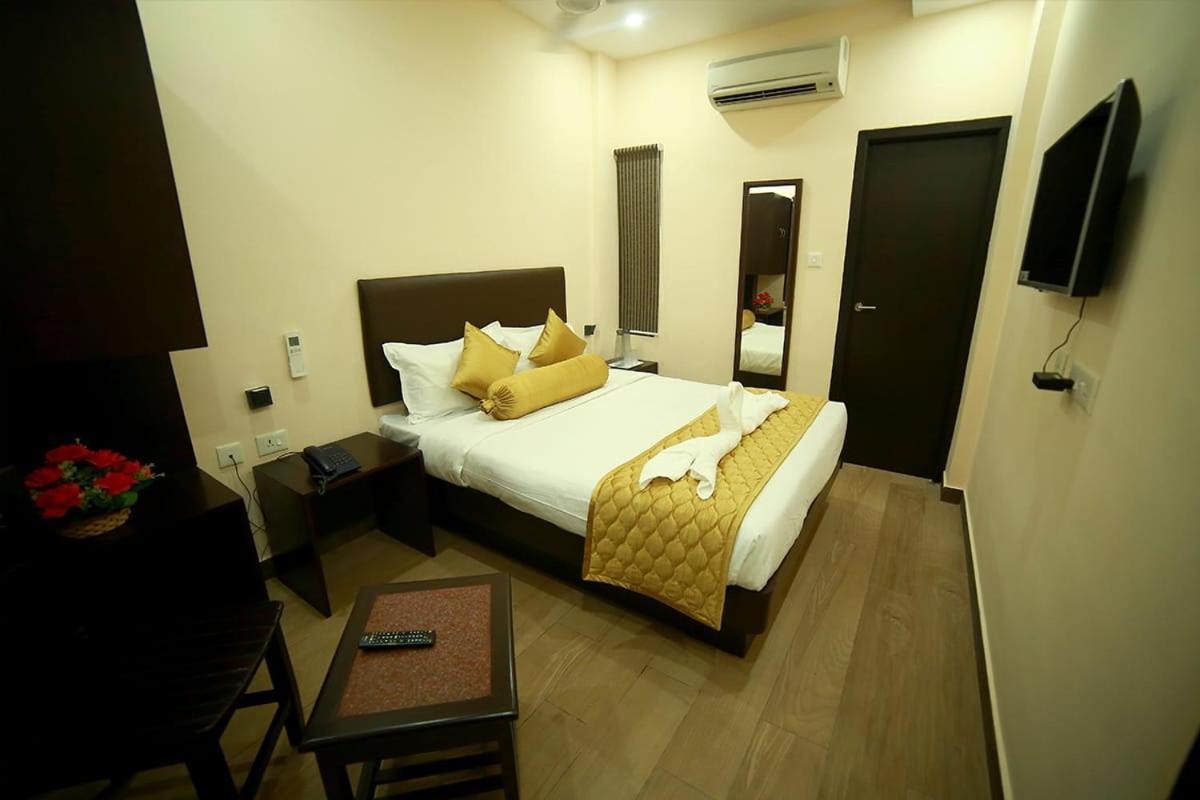 Sapphire Inn Пондичерри Экстерьер фото