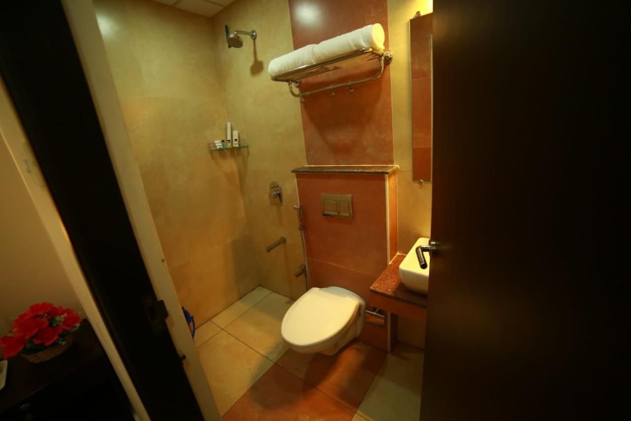 Sapphire Inn Пондичерри Экстерьер фото