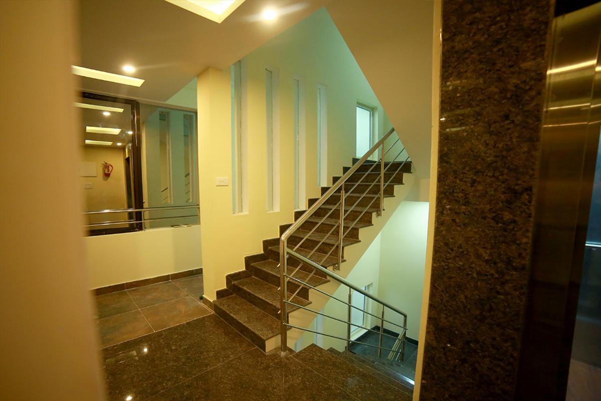 Sapphire Inn Пондичерри Экстерьер фото