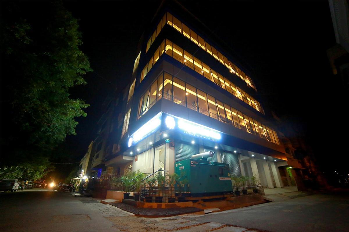 Sapphire Inn Пондичерри Экстерьер фото